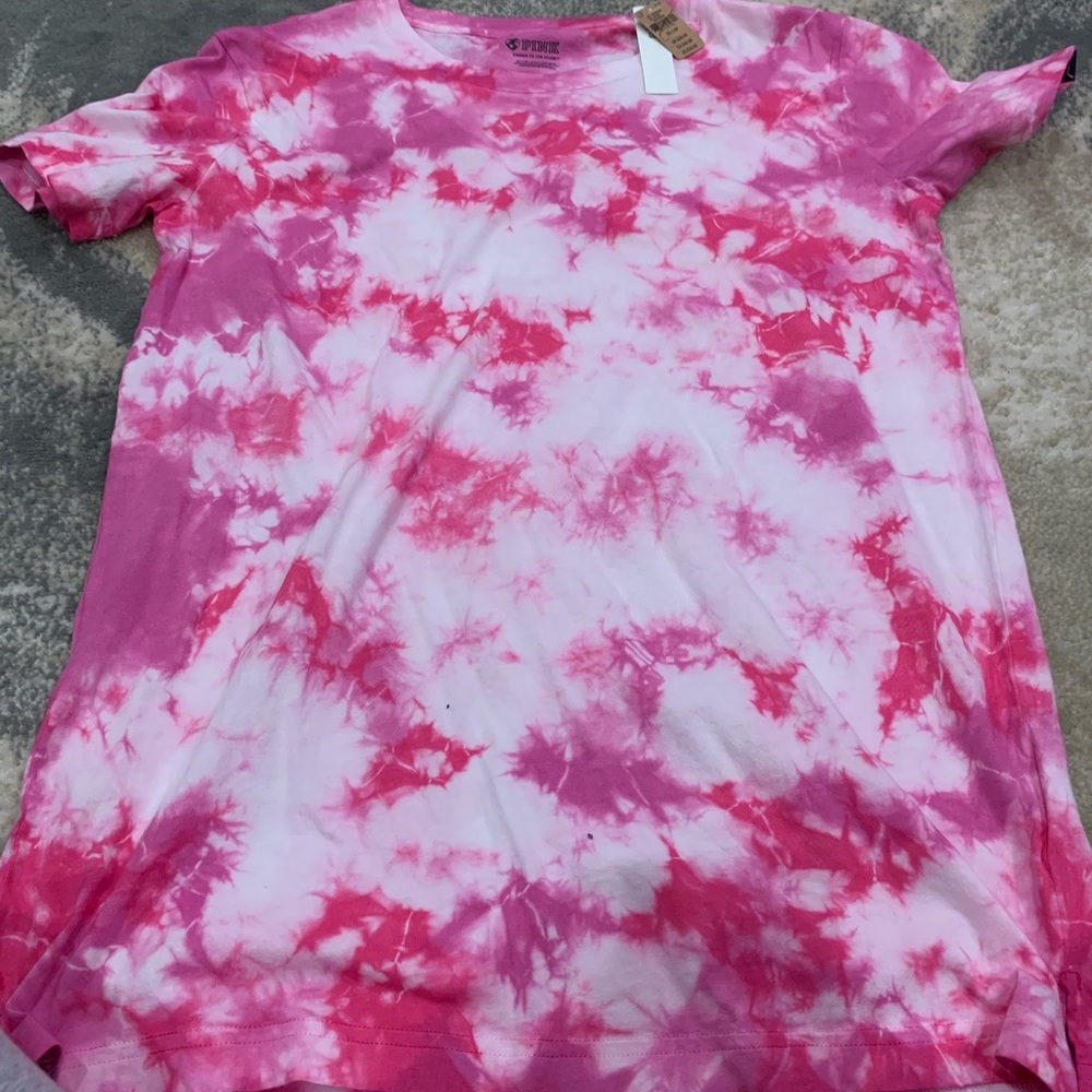 PINK TEE